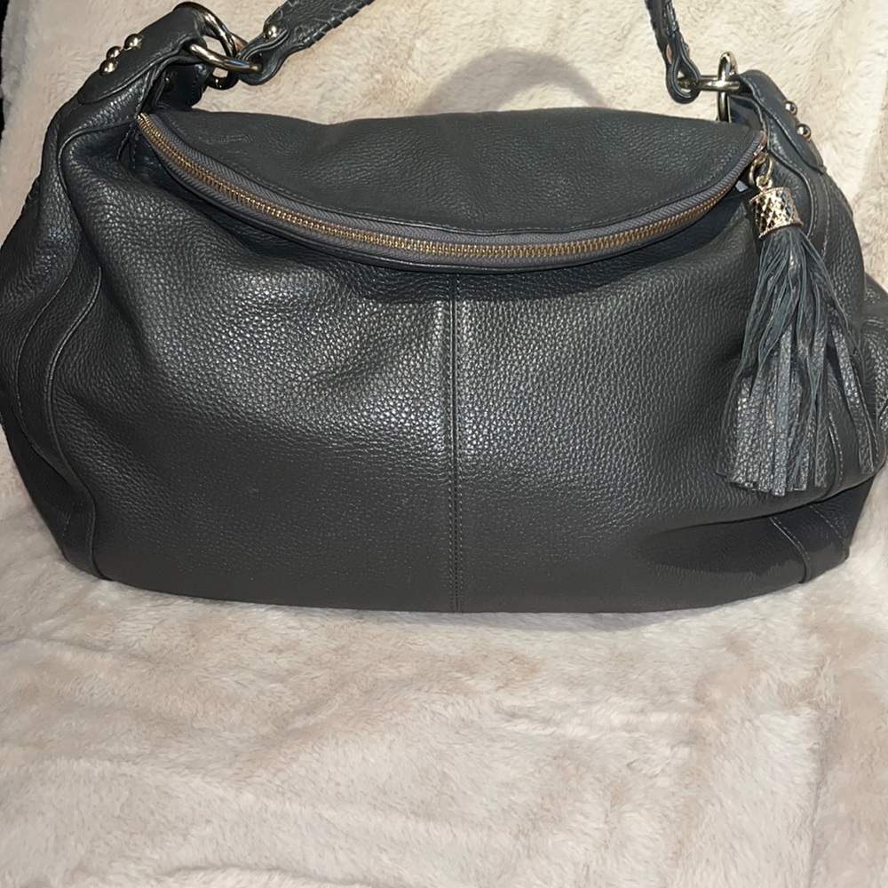 Ona Ellrich, large, dark, gray, pebble brother bag